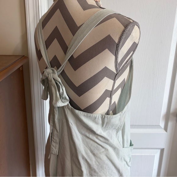 Vanilla Star Short Overalls Romper Size Medium - Picture 4 of 12